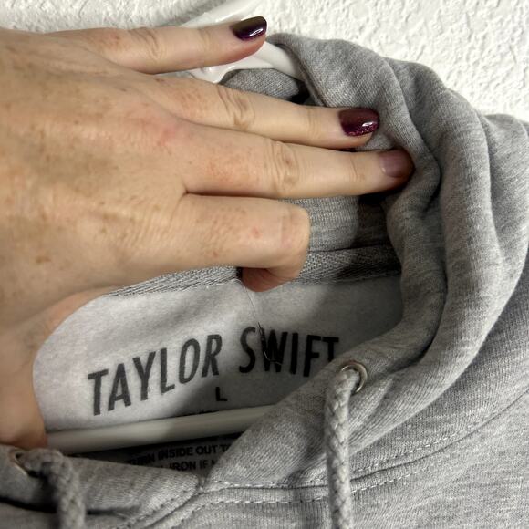 Taylor Swift All Too Well Hoodie Womens Size Large Gray Tree Scarf NWOT - Picture 3 of 4